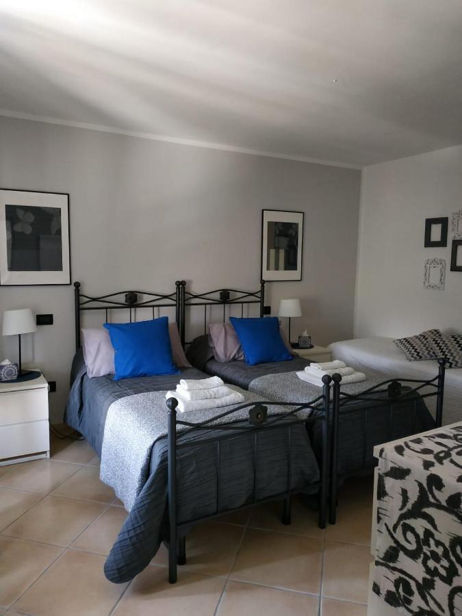 Villa Venino مونيلّي المظهر الخارجي الصورة